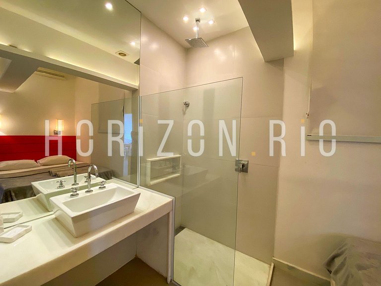 Cobertura de Luxo com Jacuzzi para Alugar em Ipanema Posto 8