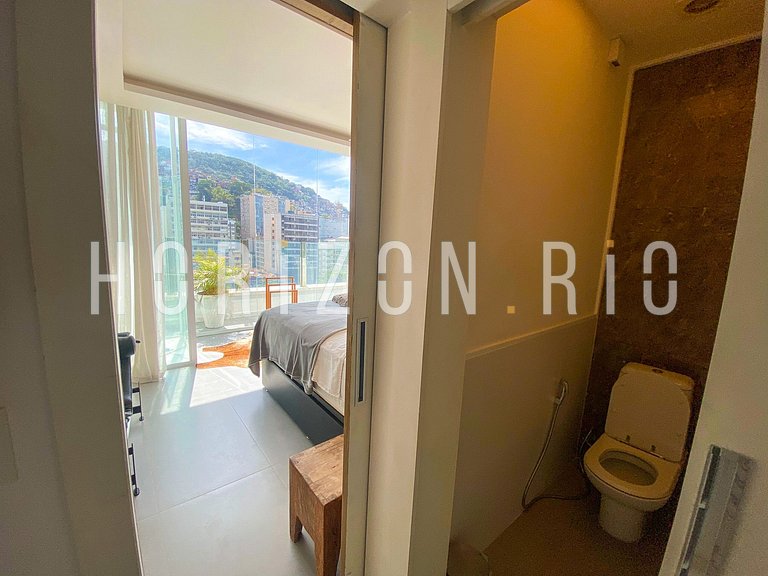 Cobertura de Luxo com Jacuzzi para Alugar em Ipanema Posto 8