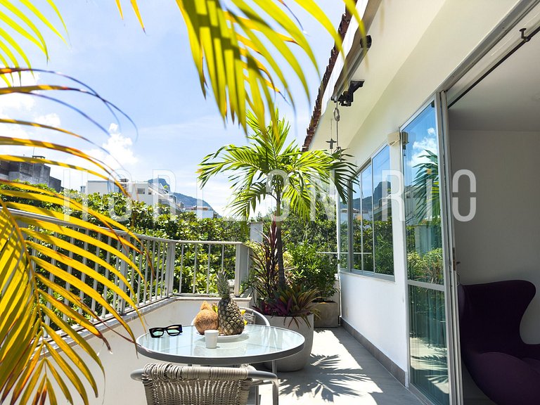 Lindo cobertura com terraço em Ipanema