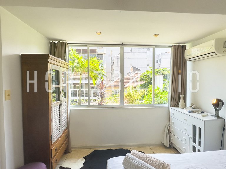 Lindo cobertura com terraço em Ipanema