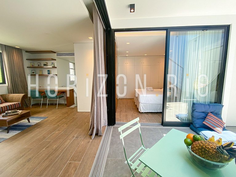 Stunning penthouse Rental for 8 in Copacabana Beach