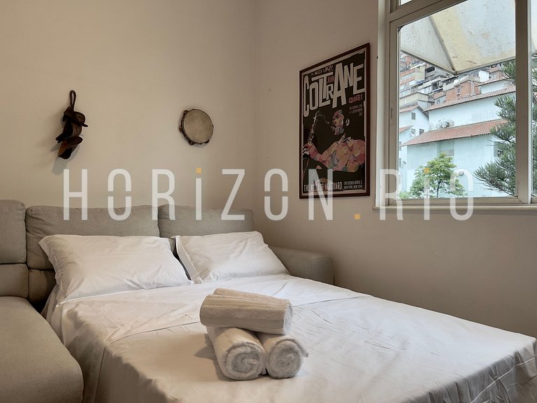 Stunning penthouse Rental for 6 in Copacabana Beach