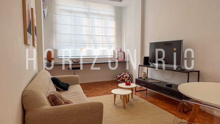 Charming 2-Bedroom Apartment for Rent in Ipanema
