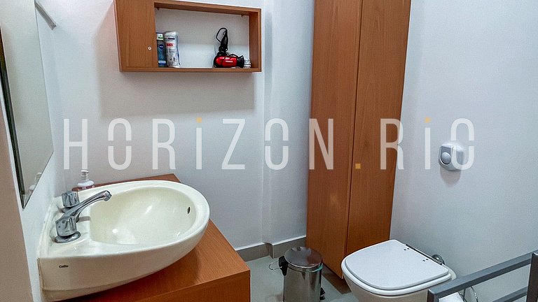 Charming 2-Bedroom Apartment for Rent in Ipanema