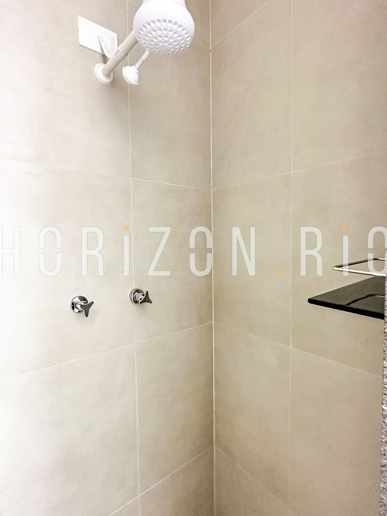 Apartamento reformado de 2 dormitorios en Ipanema