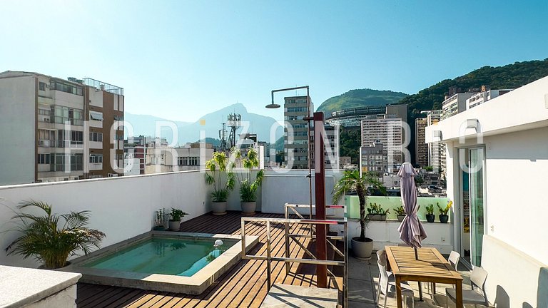 Duplex penthouse with 3 suites in Ipanema