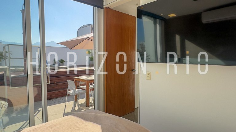 Duplex penthouse with 3 suites in Ipanema