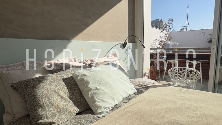 Duplex penthouse with 3 suites in Ipanema