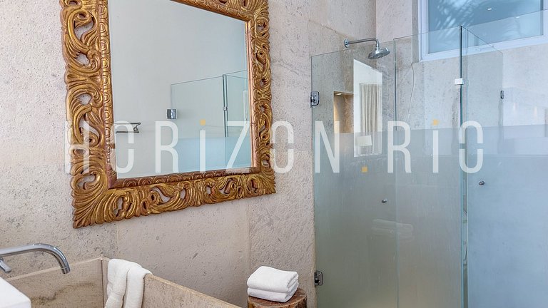 Maison de luxe avec 6 suites à louer à Joá - Horizon Rio