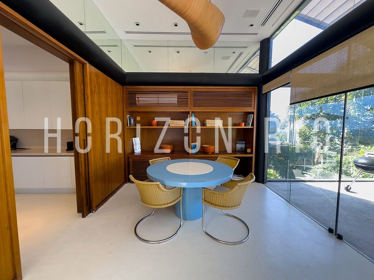 Location maison contemporaine avec vue mer à São Conrado