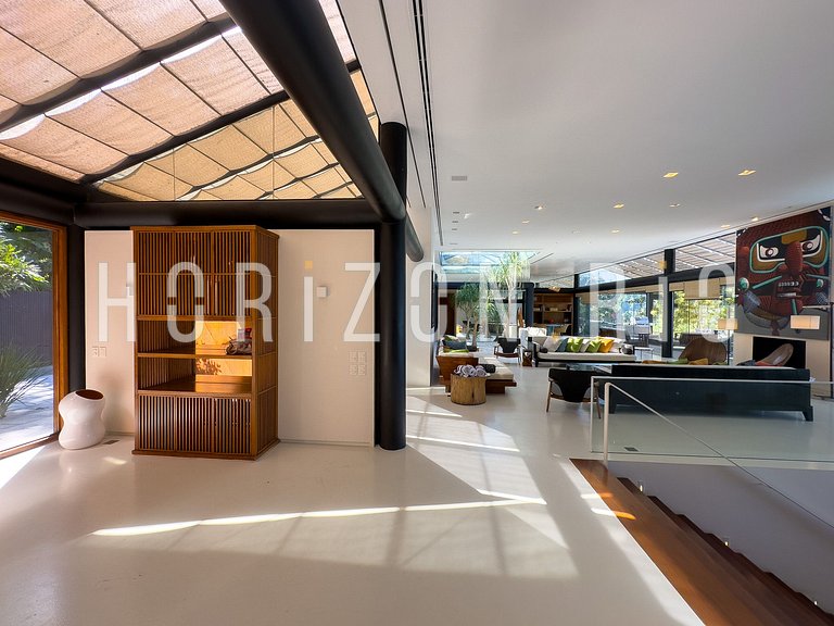 Contemporary House for Rent in São Conrado | 5 Bedrooms