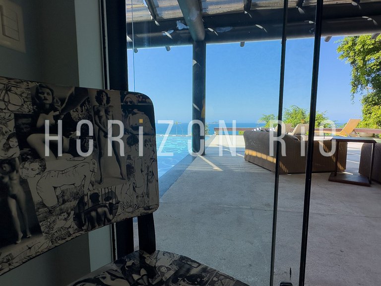 Location maison contemporaine avec vue mer à São Conrado