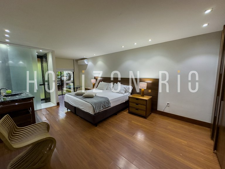 Contemporary House for Rent in São Conrado | 5 Bedrooms