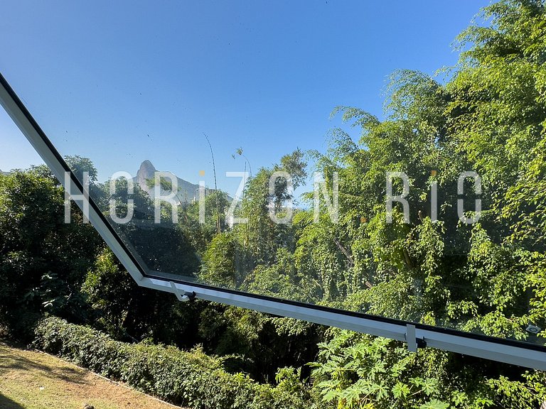 Location maison contemporaine avec vue mer à São Conrado