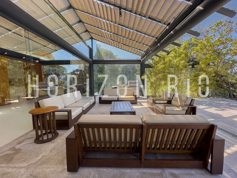 Location maison contemporaine avec vue mer à São Conrado