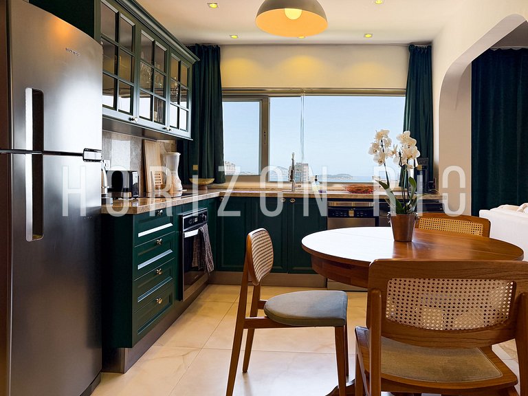 Loft Contemporâneo com 2 Suítes e Vista Panorâmica - Ipanema