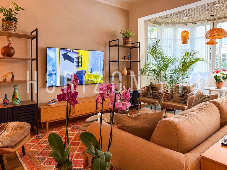 Mediterranean oasis in Copacabana, steps from Sea