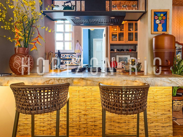 Mediterranean oasis in Copacabana, steps from Sea