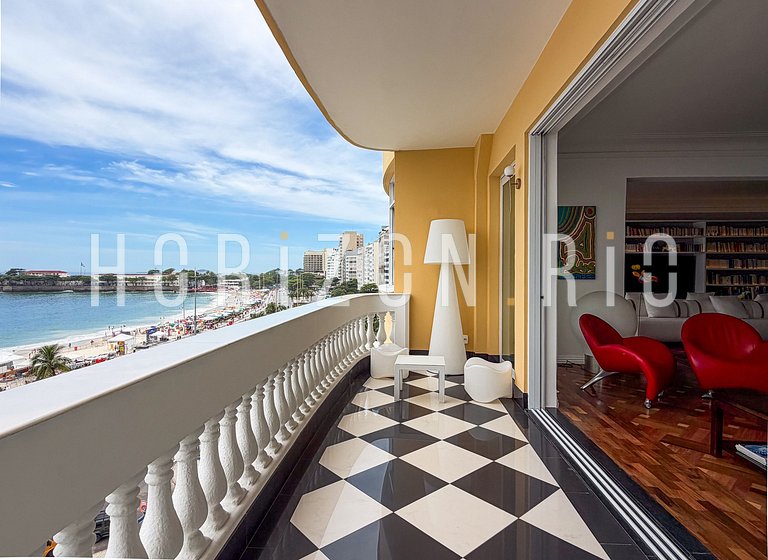 Magical nights in Copacabana: jacuzzi and sea view