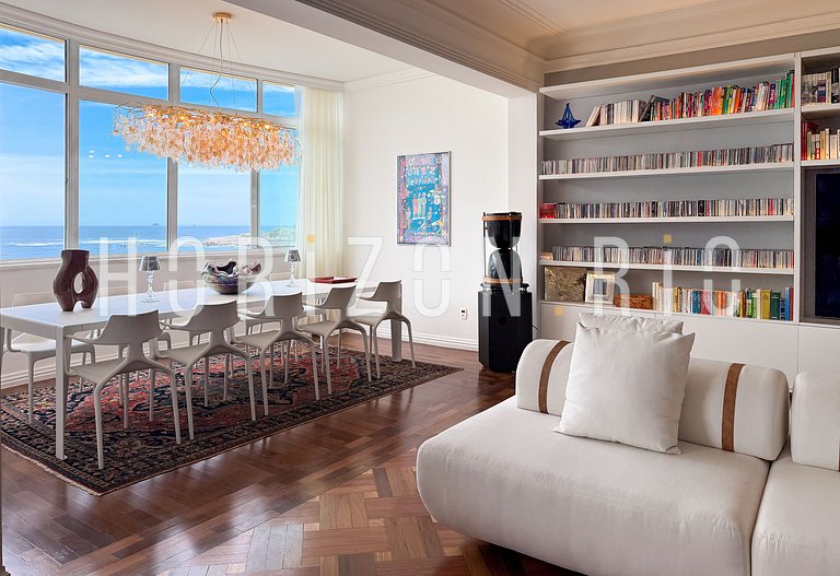 Magical nights in Copacabana: jacuzzi and sea view