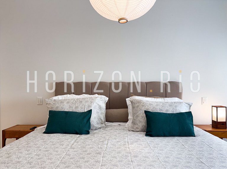 Two-bedroom apartment with sea view