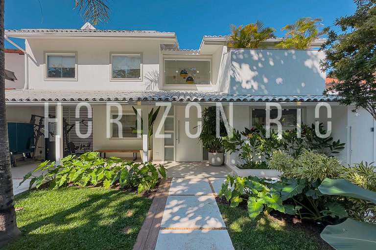 Villa à Barra da Tijuca jusqu'à 15 personnes