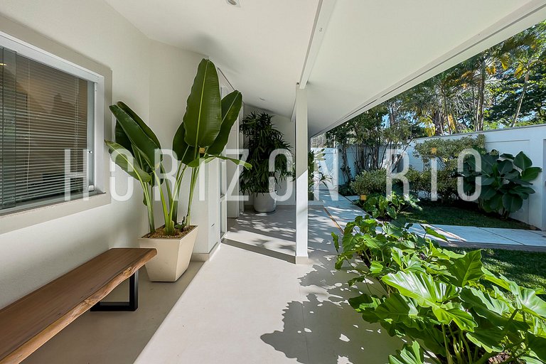 Mansion in Barra da Tijuca for up to 15 people