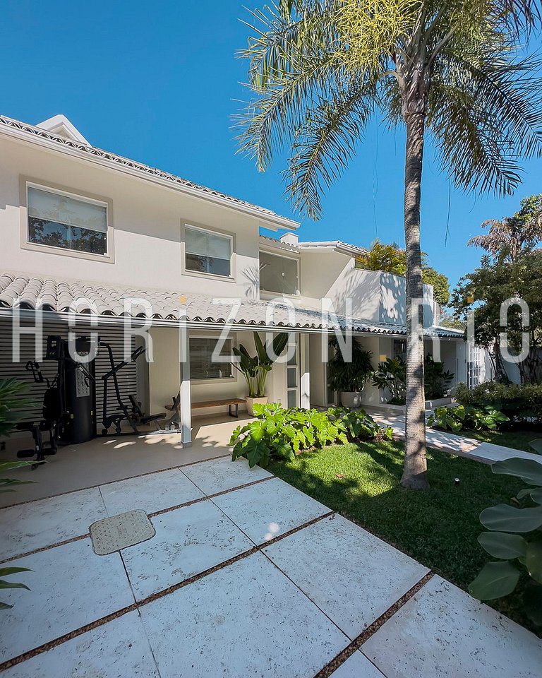 Mansion in Barra da Tijuca for up to 15 people