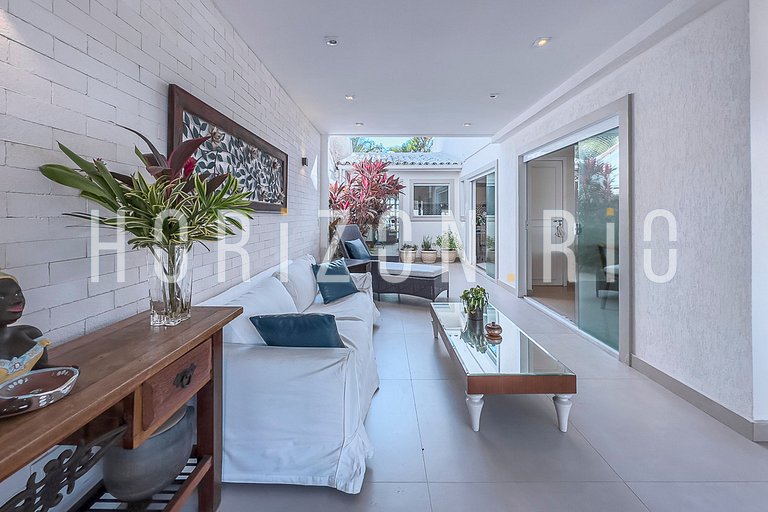 Mansion in Barra da Tijuca for up to 15 people