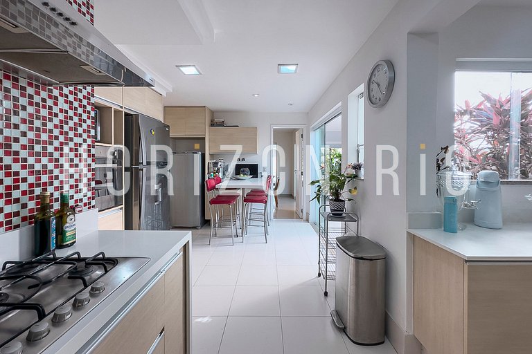 Mansion in Barra da Tijuca for up to 15 people