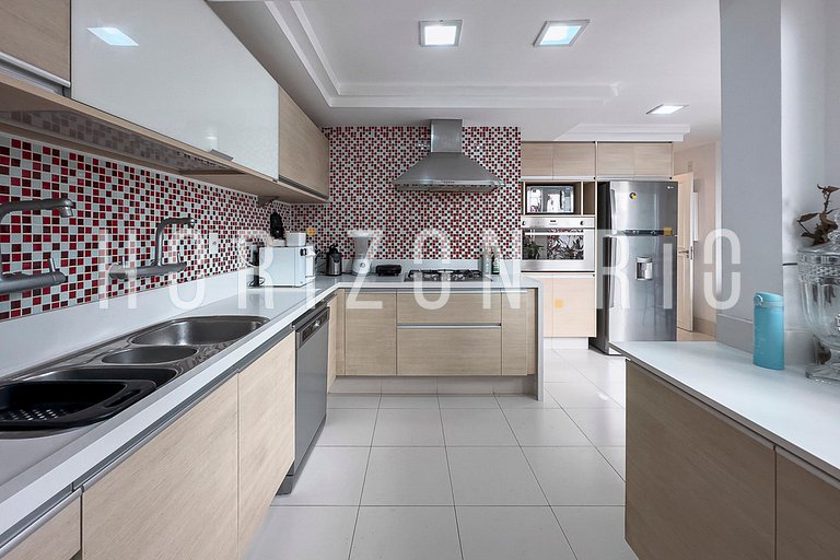 Mansion in Barra da Tijuca for up to 15 people