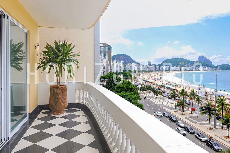 Noites mágicas em Copacabana: jacuzzi e vista mar