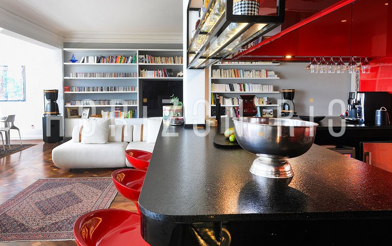 Nuits magiques à Copacabana : jacuzzi et vue mer