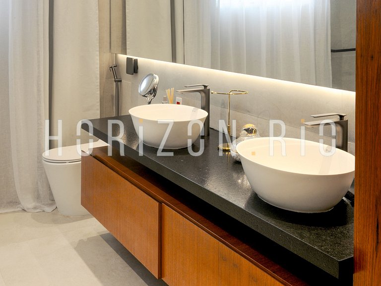 Noches mágicas en Copacabana jacuzzi y vista mar