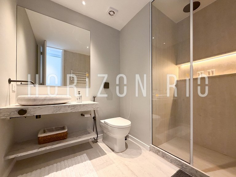 Luxo Contemporâneo 3 Suítes e Vistas Icônica