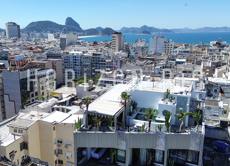 Alquila hermoso penthouse dúplex con piscina en Copacabana