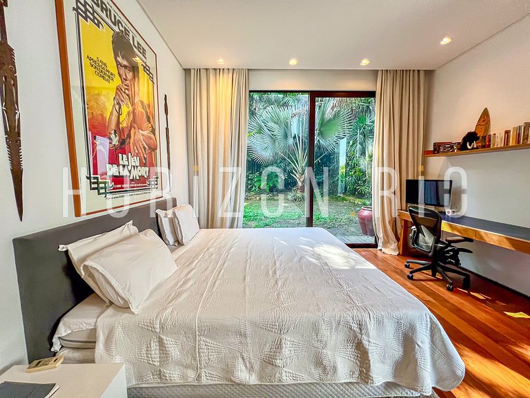 Luxurious 5-Suite House for Rent in Joa - Horizon Rio