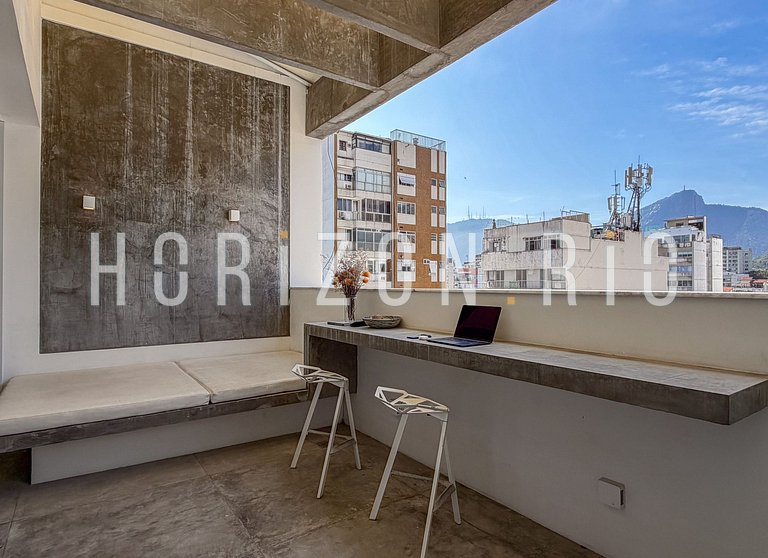 Cobertura duplex com 3 suites em Ipanema