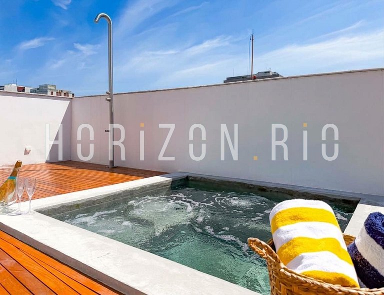 Cobertura duplex com 3 suites em Ipanema